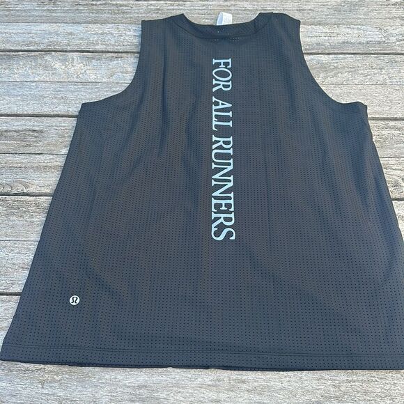 lululemon athletica Tops - Lululemon Breathable Running Tank Top Graphic size 10 nwt